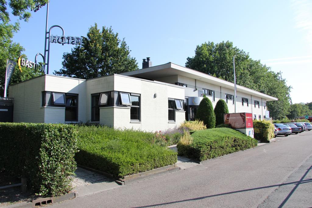 Bastion Hotel Leiden Voorschoten Экстерьер фото