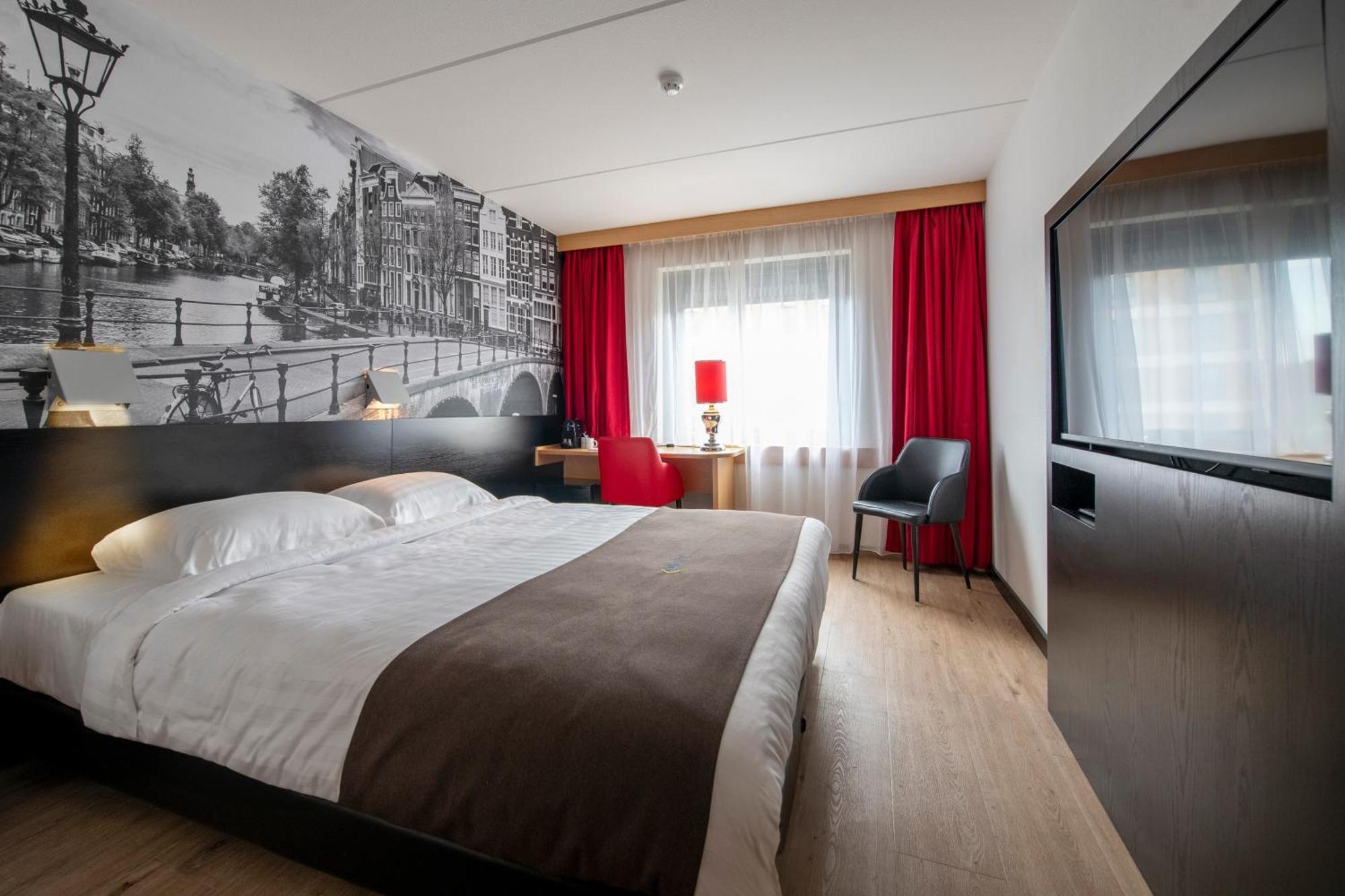 Bastion Hotel Leiden Voorschoten Экстерьер фото