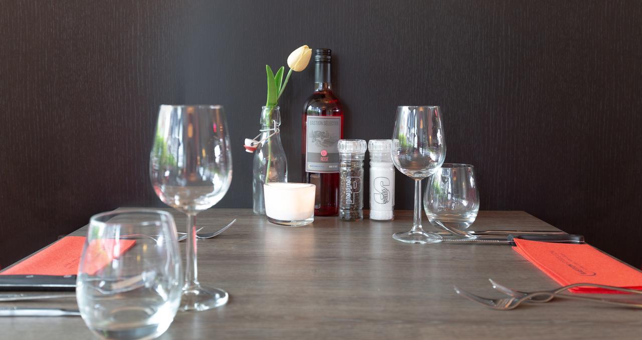 Bastion Hotel Leiden Voorschoten Экстерьер фото