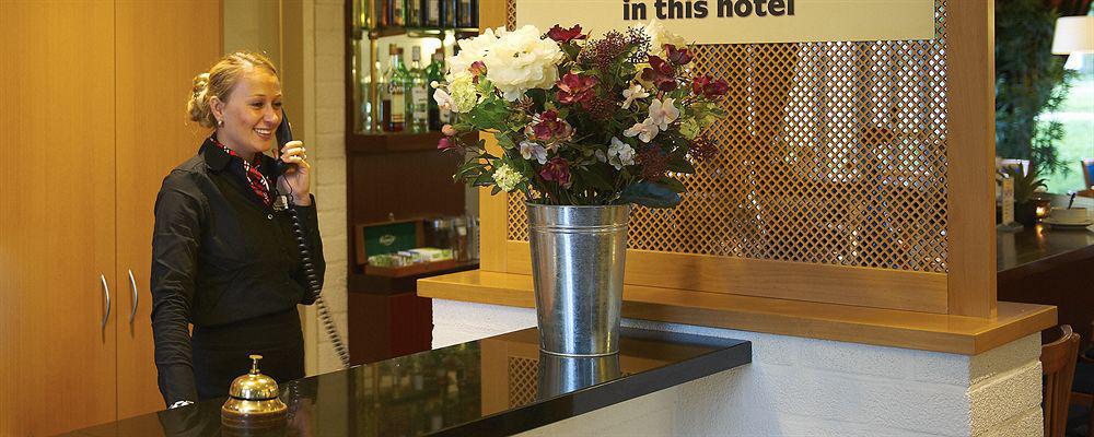Bastion Hotel Leiden Voorschoten Экстерьер фото